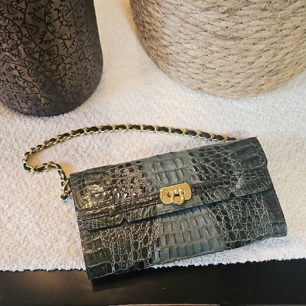 Elegant Green Rodania Crocodile Pattern Chain Clutch